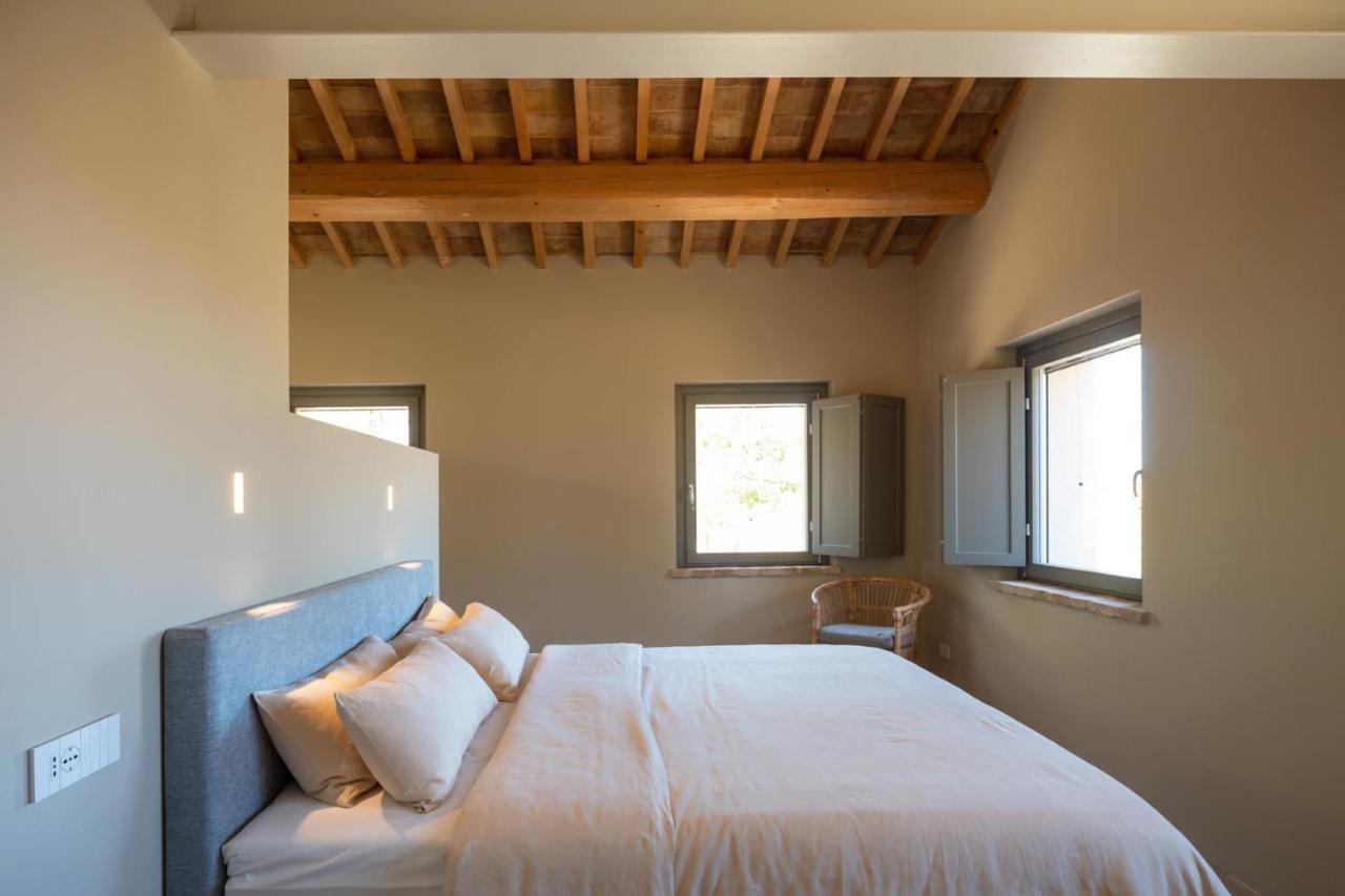 Casale Tre Gelsi Bed & Breakfast Cingoli Bagian luar foto